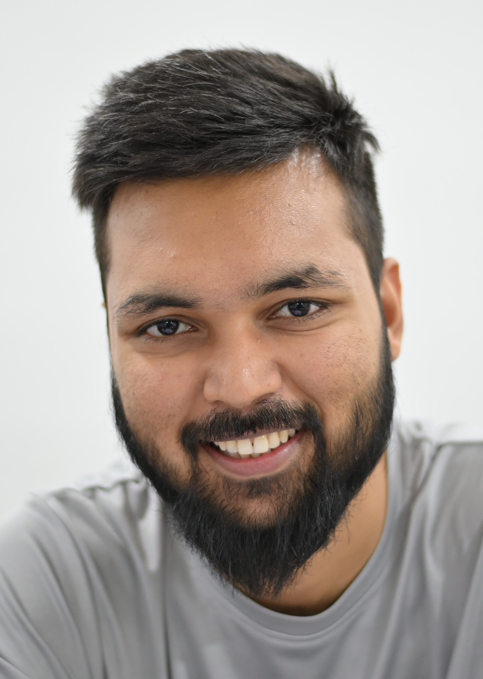 ayush tiwari ceo abstract